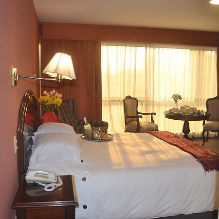 Suites Plaza Las Flores ลิมา ภายนอก รูปภาพ