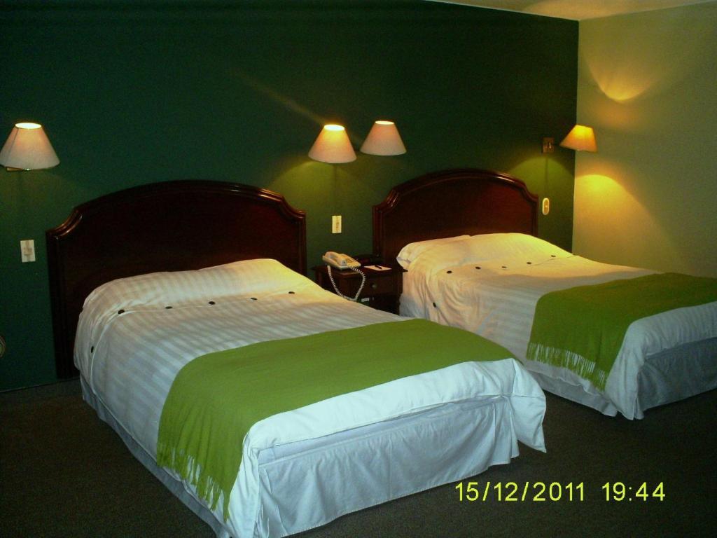 Suites Plaza Las Flores ลิมา ภายนอก รูปภาพ
