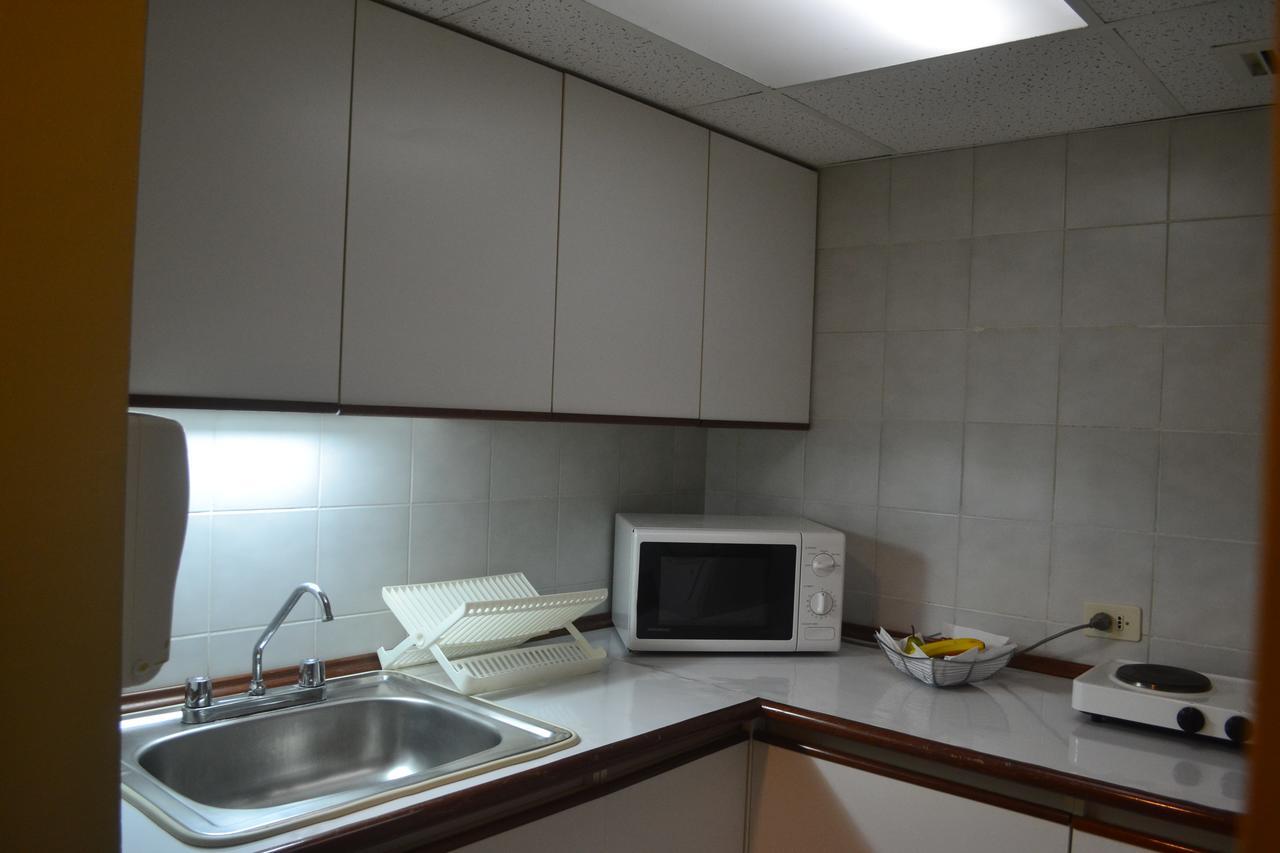 Suites Plaza Las Flores ลิมา ภายนอก รูปภาพ