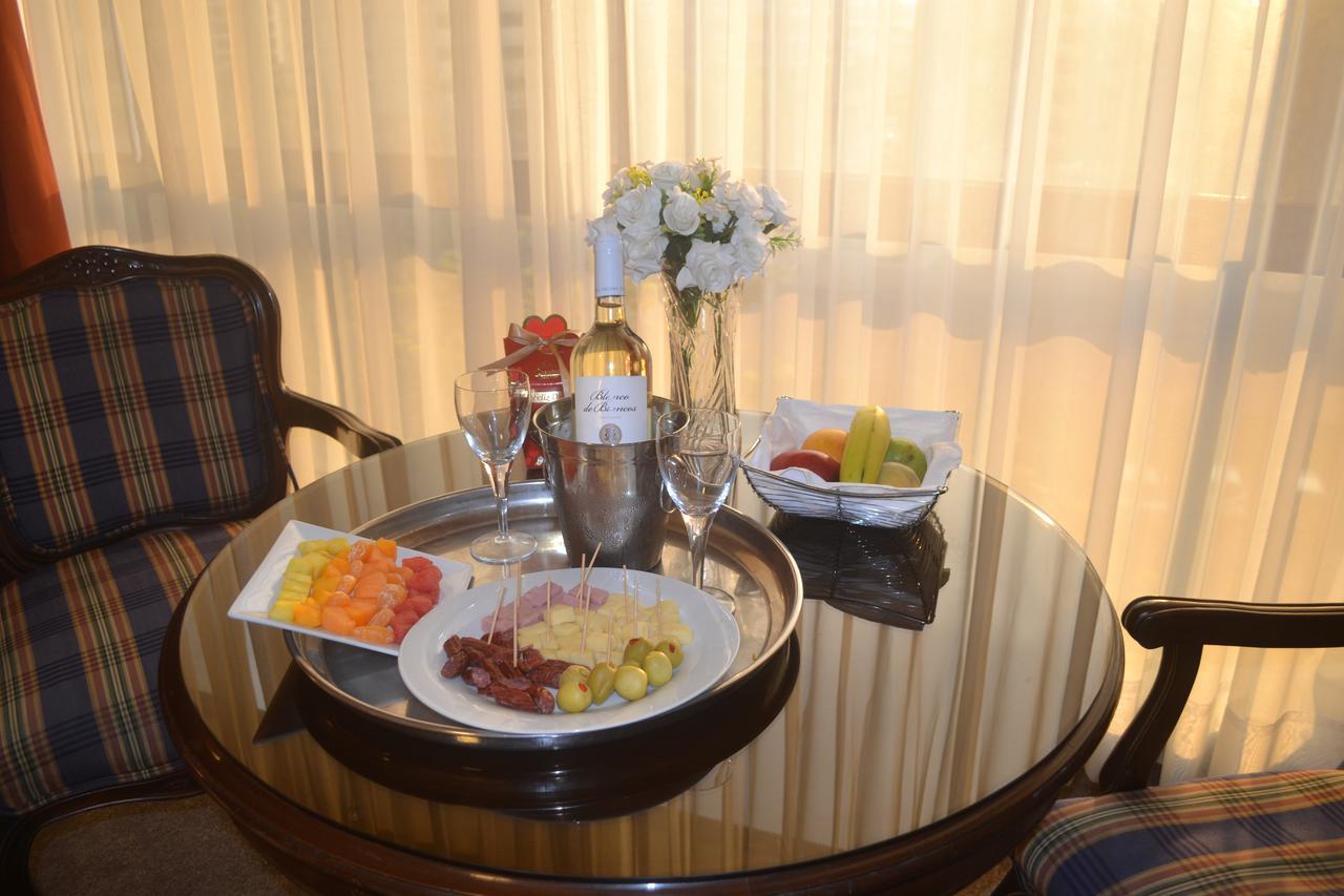 Suites Plaza Las Flores ลิมา ภายนอก รูปภาพ