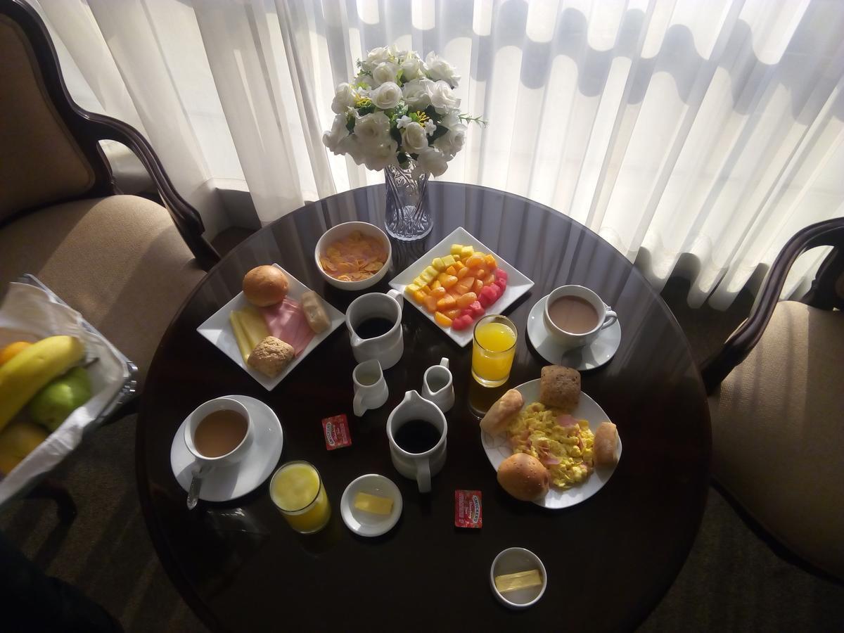 Suites Plaza Las Flores ลิมา ภายนอก รูปภาพ