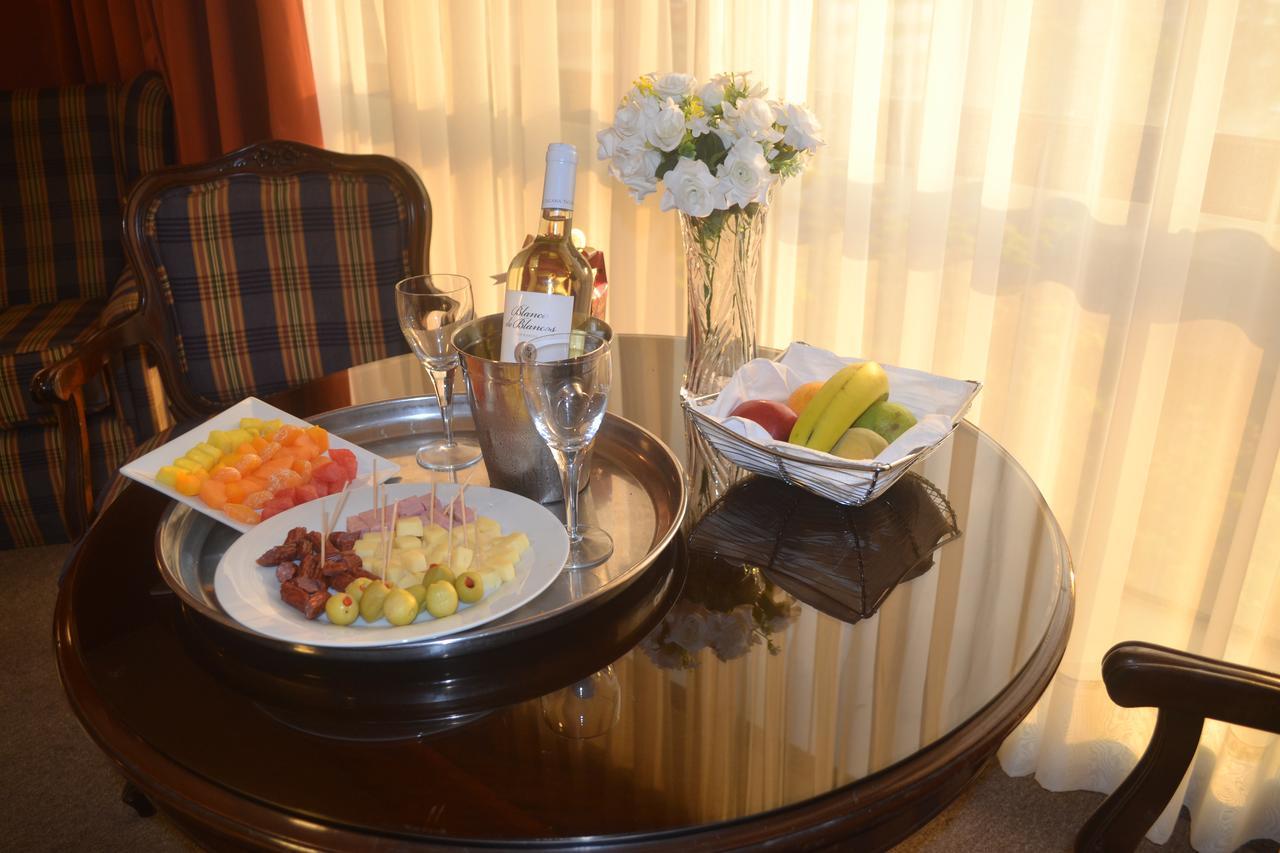 Suites Plaza Las Flores ลิมา ภายนอก รูปภาพ