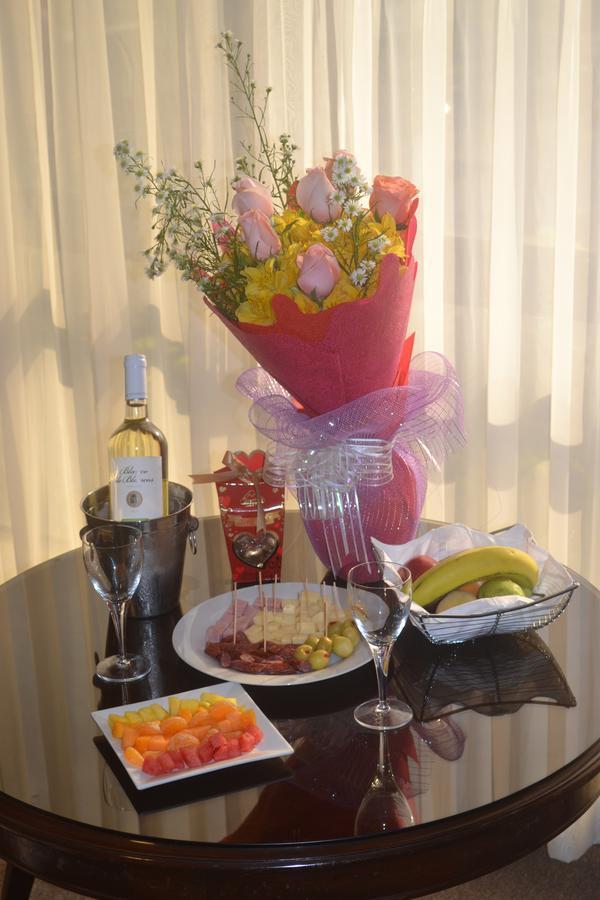 Suites Plaza Las Flores ลิมา ภายนอก รูปภาพ