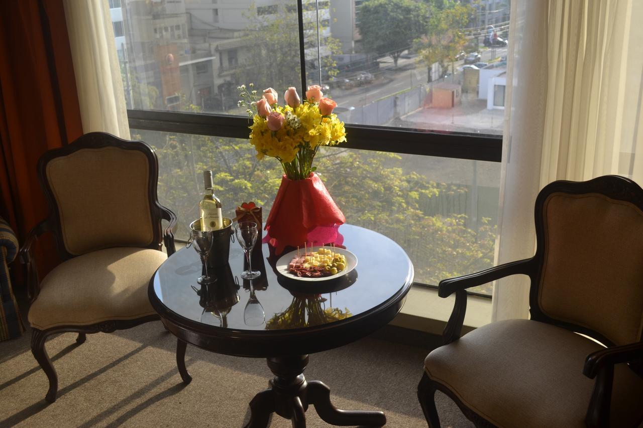 Suites Plaza Las Flores ลิมา ภายนอก รูปภาพ